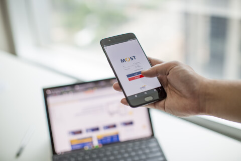 Bedah Fitur MOST Mobile